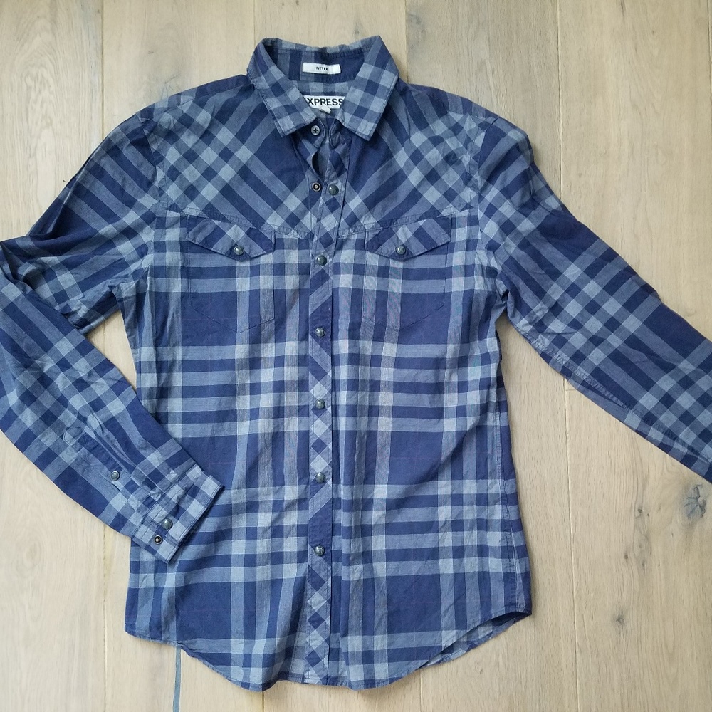 Blue plaid button up shirt